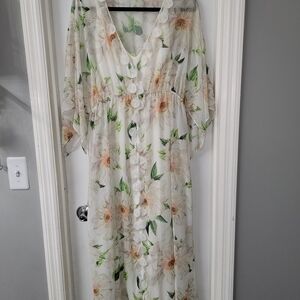 FARM Rio Dahlia White and Green Floral Maxi Dress